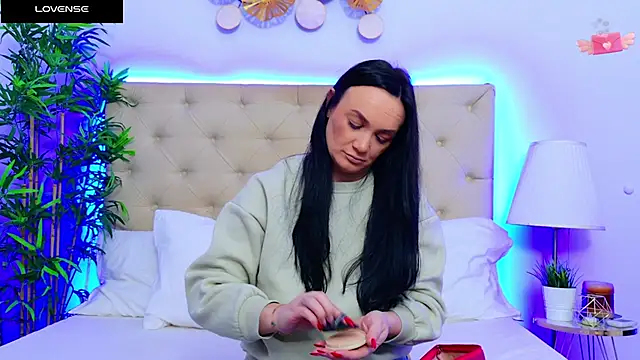 DaliyaArabian online show from January 2025 01:10:02 PM