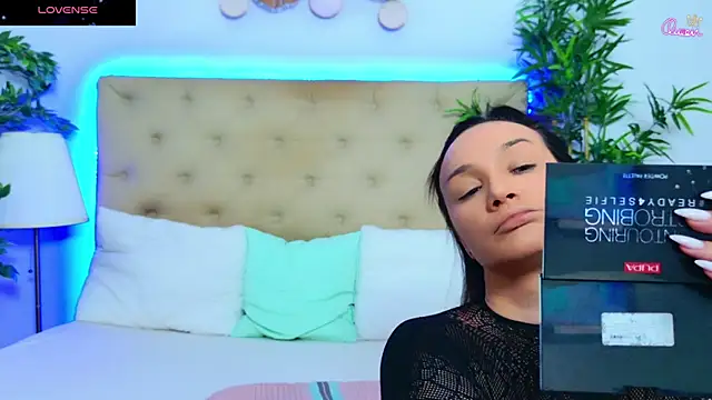 DaliyaArabian online show from January 2026 01:05:02 PM