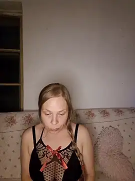 katiestevens online show from September 2025 08:08:02 PM