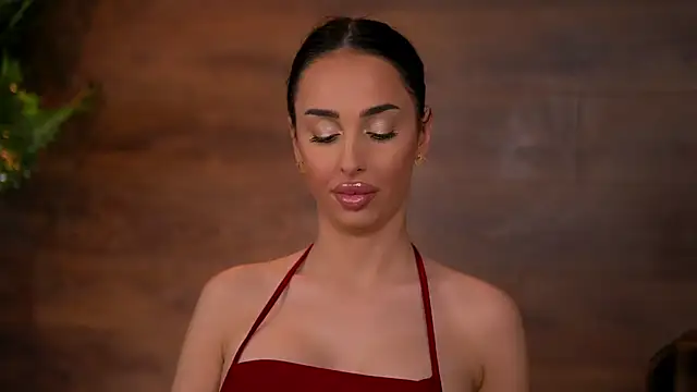 KairaAndrews online show from April 2026 06:43:01 PM