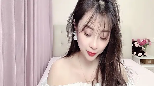 Snapshot of aisha123123 chatting on March 2025 01:26:02 PM aisha123123 online show from March 2025 01:26:02 PM