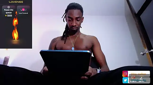 Snapshot of Malkon_Big chatting on December 2024 09:08:02 PM Malkon Big online show from December 2024 09:08:02 PM