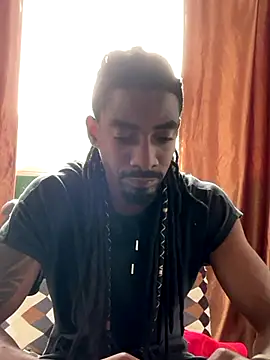 Malkon Big online show from October 2025 07:05:01 PM