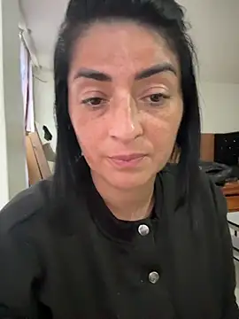 Snapshot of karenlennox1 chatting on July 2026 10:40:02 PM karenlennox1 online show from July 2026 10:40:02 PM
