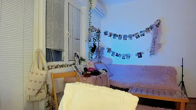 Jenny darling love online show from January 2025 06:59:02 PM