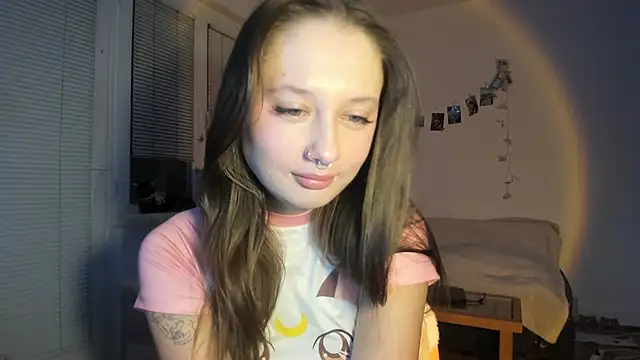 Jenny darling love online show from November 2025 07:14:01 PM