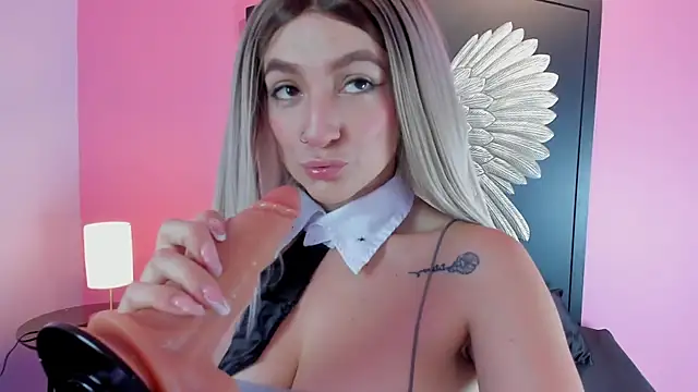 Kate bunny  online show from December 2025 11:38:02 AM