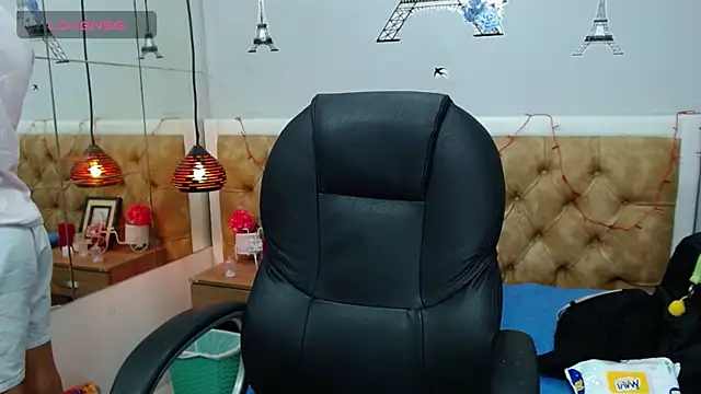 Snapshot of SkinnyBoy_ chatting on January 2025 06:23:01 PM SkinnyBoy online show from January 2025 06:23:01 PM