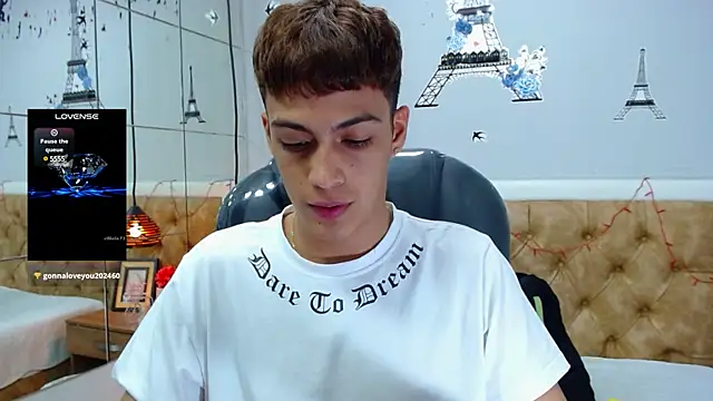 Snapshot of SkinnyBoy_ chatting on March 2025 06:08:02 PM SkinnyBoy online show from March 2025 06:08:02 PM