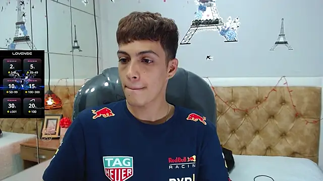 Snapshot of SkinnyBoy_ chatting on March 2025 04:10:01 PM SkinnyBoy online show from March 2025 04:10:01 PM
