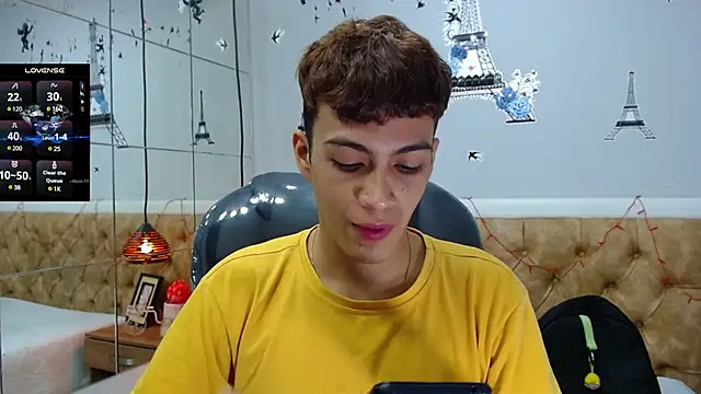 Snapshot of SkinnyBoy_ chatting on March 2025 01:38:02 PM SkinnyBoy online show from March 2025 01:38:02 PM