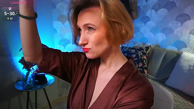 Snapshot of UmaTruewoman chatting on October 2025 05:48:02 AM UmaTruewoman online show from October 2025 05:48:02 AM