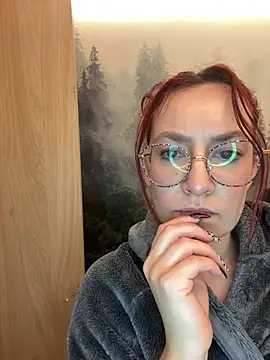 ladoucedu34 online show from February 2026 03:33:02 PM