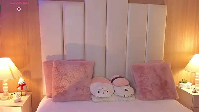 CaseyPiierce online show from January 2026 08:45:01 PM