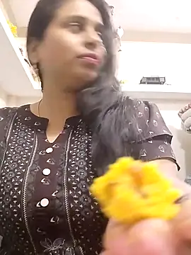 Rasmalai786 online show from December 2025 11:17:01 AM