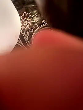 Apple-Boobs online show from October 2025 07:58:01 PM