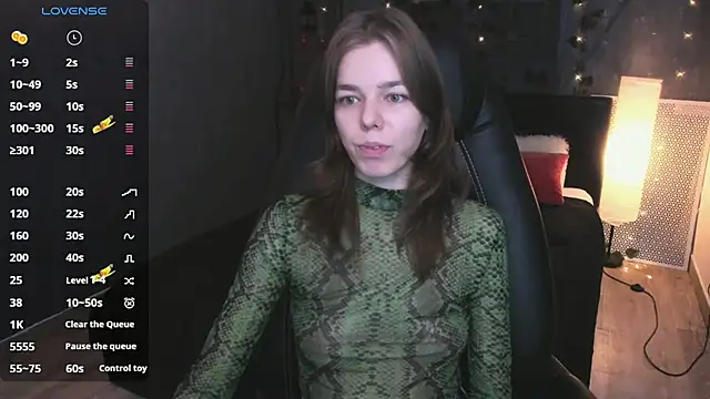 Tina Tayllor online show from December 2024 02:16:01 PM