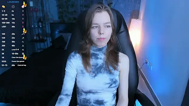 Tina Tayllor online show from January 2025 06:46:01 PM