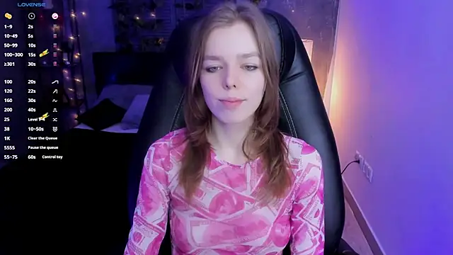 Tina Tayllor online show from February 2025 12:27:01 PM