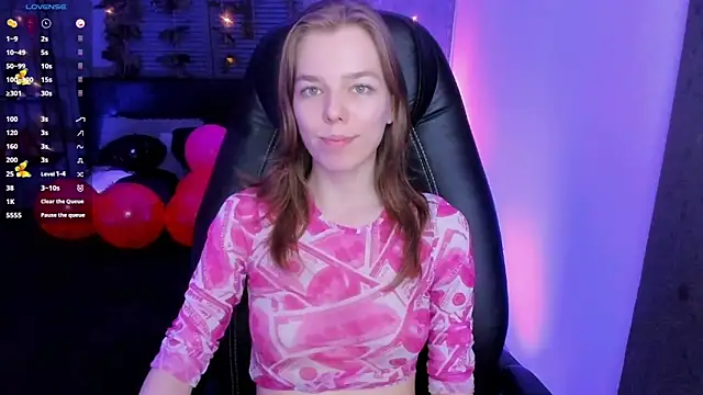 Tina Tayllor online show from February 2025 07:14:01 PM