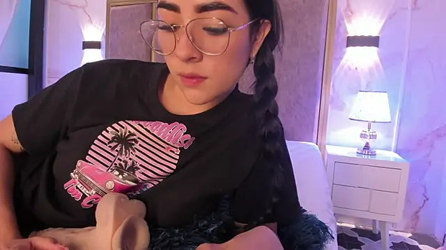 Susa1userma  online show from February 2025 11:00:01 PM