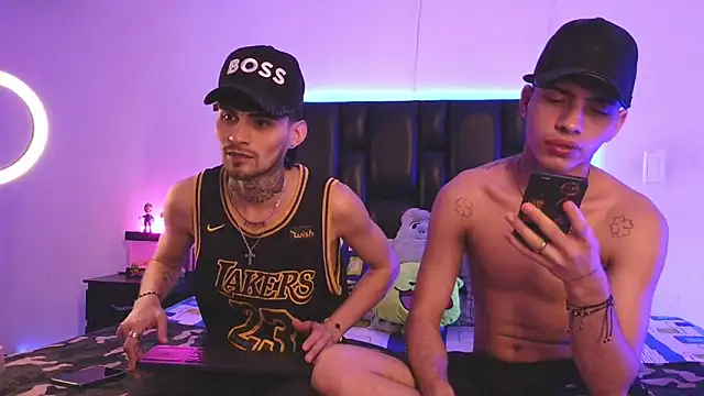 Snapshot of Brutal_Sex_Fucking chatting on October 2025 01:33:02 AM Brutal Sex Fucking online show from October 2025 01:33:02 AM