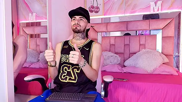 Snapshot of Brutal_Sex_Fucking chatting on June 2026 08:56:02 PM Brutal Sex Fucking online show from June 2026 08:56:02 PM