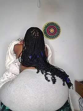 hot-tandy online show from November 2025 11:38:02 PM