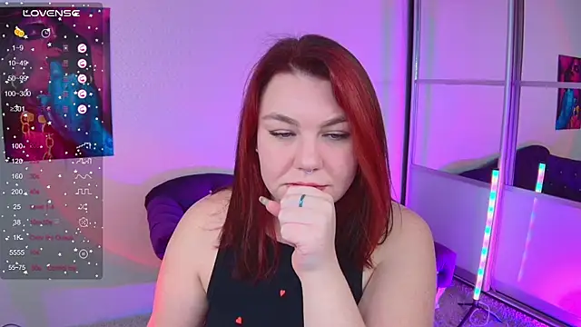 Lilumytrend online show from October 2025 12:15:02 PM