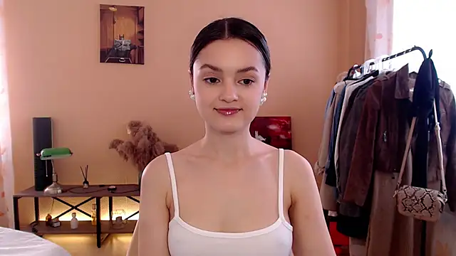 CuteRuby99 online show from August 2026 04:25:01 AM