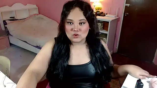 Snapshot of GiannaLopezSmith chatting on September 2025 06:32:02 PM GiannaLopezSmith online show from September 2025 06:32:02 PM