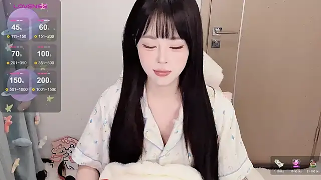 Mini-X online show from November 2025 11:25:01 PM