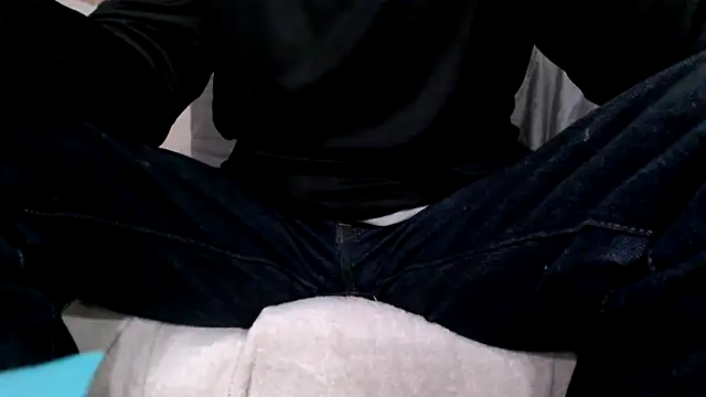 JohnnyKorrupt  online show from October 2025 09:43:02 AM