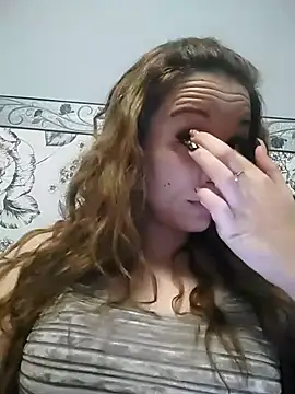 Amira 17 online show from December 2024 07:30:02 PM