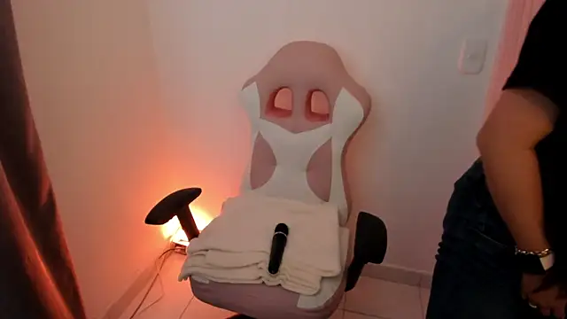 Sweet Chloe06 online show from January 2025 06:55:02 PM