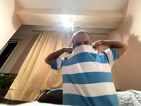 Nikolaiyy online show from September 2025 07:25:02 PM