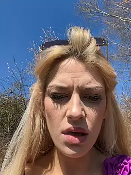 Snapshot of Lolitaxlola chatting on March 2025 11:38:02 AM Lolitaxlola online show from March 2025 11:38:02 AM