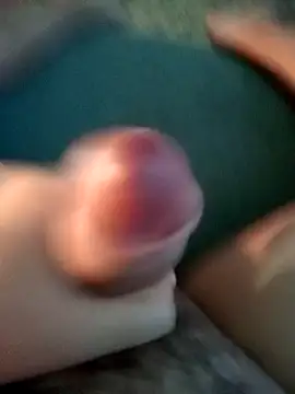 Emyly97 online show from December 2024 02:52:01 PM