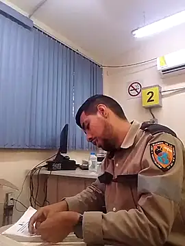 EnriquePersian197 online show from February 2025 01:51:01 PM