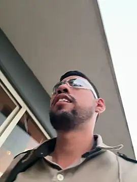 EnriquePersian197 online show from October 2025 12:33:02 AM