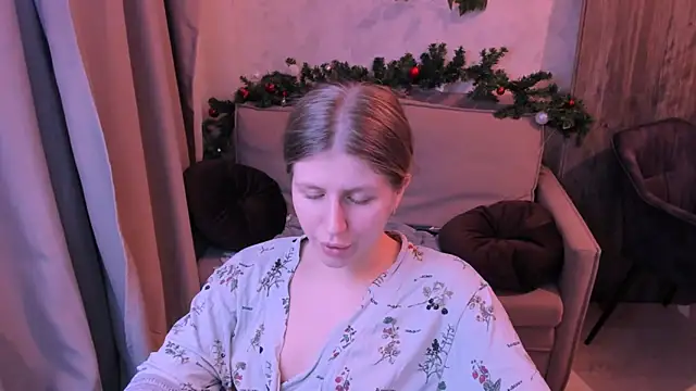 kirraa  online show from December 2024 10:00:01 PM