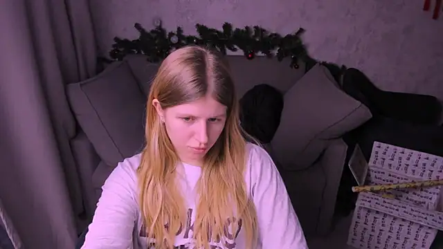 kirraa  online show from December 2024 02:06:02 AM