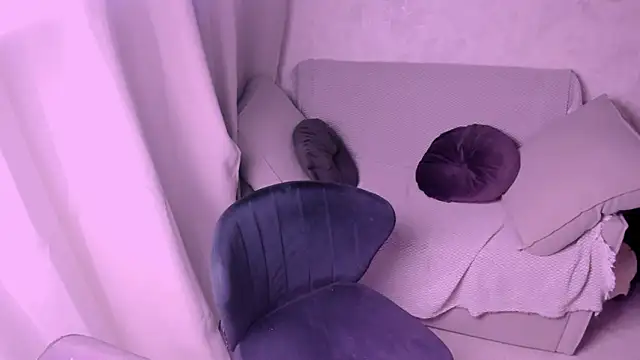 kirraa  online show from February 2025 07:30:02 PM