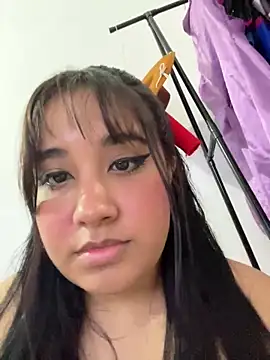 melyescobar online show from January 2025 12:07:02 PM