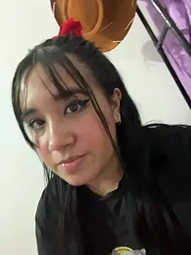 melyescobar online show from January 2025 12:04:02 PM