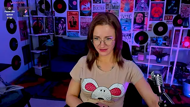 Snapshot of LadyIzabel chatting on March 2025 08:38:02 AM LadyIzabel online show from March 2025 08:38:02 AM