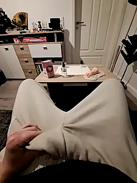 Kevindauerhorny online show from January 2025 03:50:01 PM