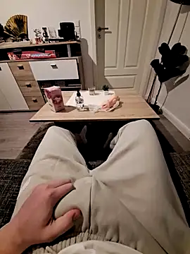 Kevindauerhorny online show from February 2025 06:32:02 PM