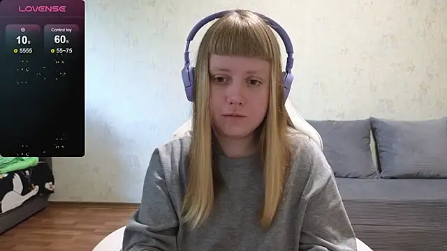 Snapshot of June_shy0 chatting on May 2026 08:19:01 AM June shy0 online show from May 2026 08:19:01 AM