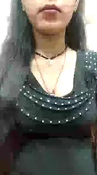 Snapshot of Sharmila-Singh chatting on March 2025 05:28:01 PM Sharmila-Singh online show from March 2025 05:28:01 PM